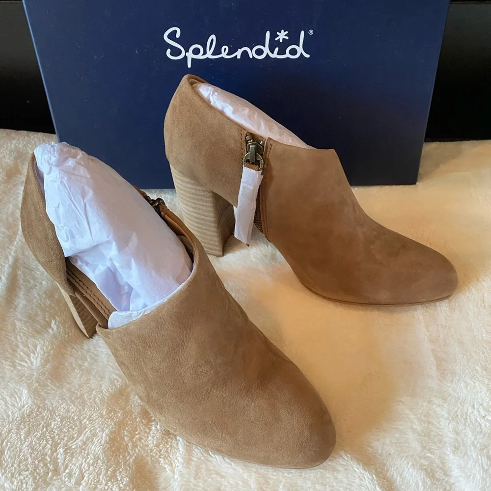 🔥SALE🔥SPLENDID HIBISCUS SUEDE ANKLE BOOTIES
